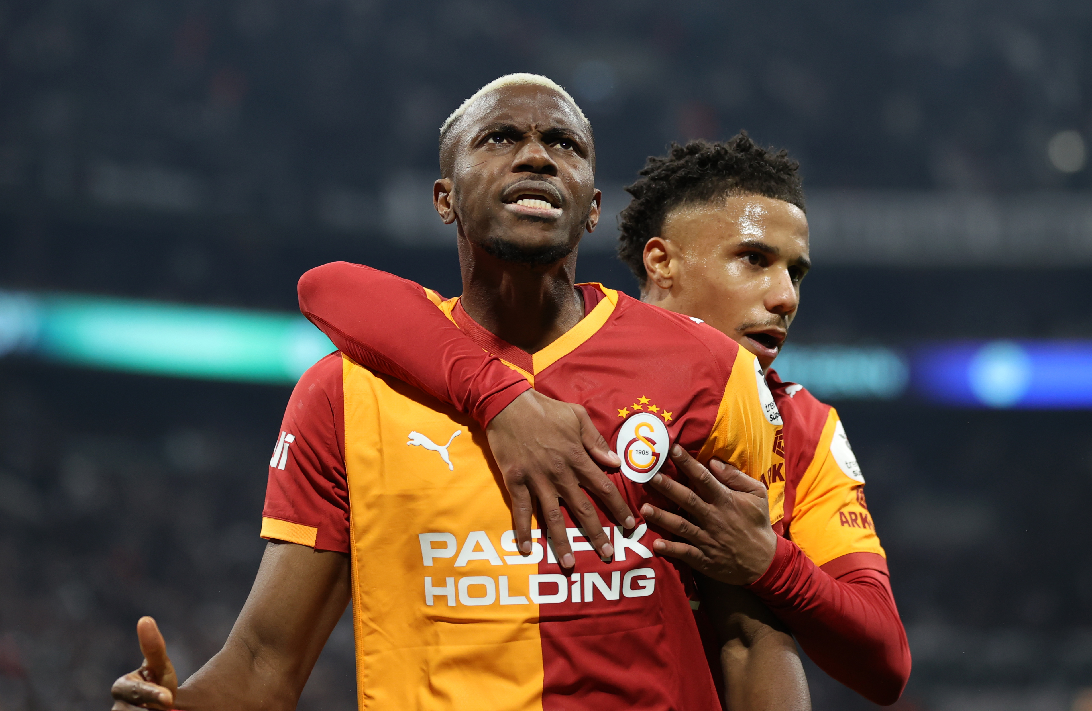 Küme düşmenin kıyısından dönmüşlerdi, Victor Osimhen için geliyorlar. Galatasaray'ın kapısındalar