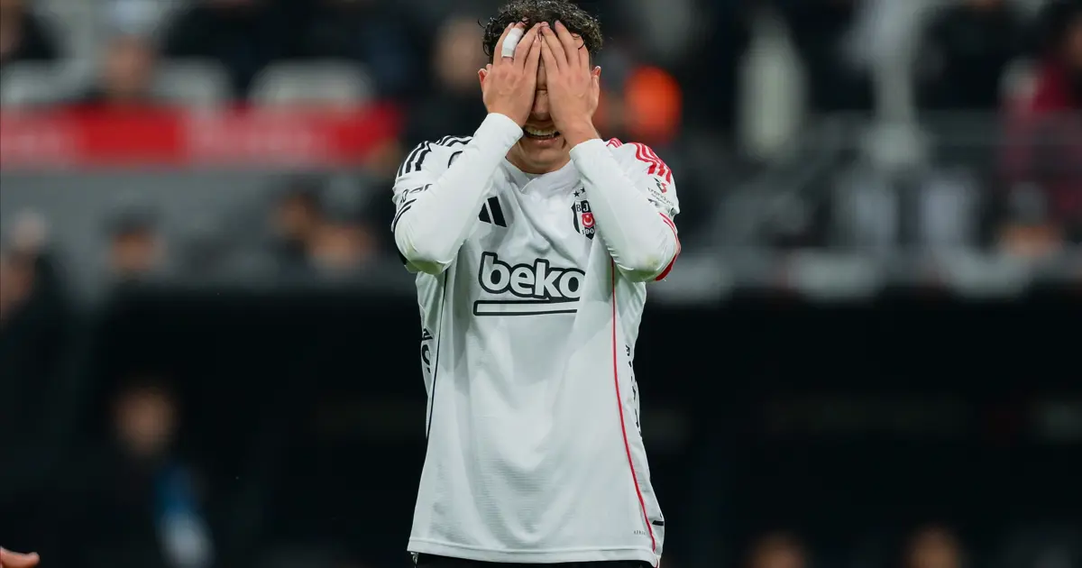 Beşiktaş'ın namağlup serisi derbide son buldu