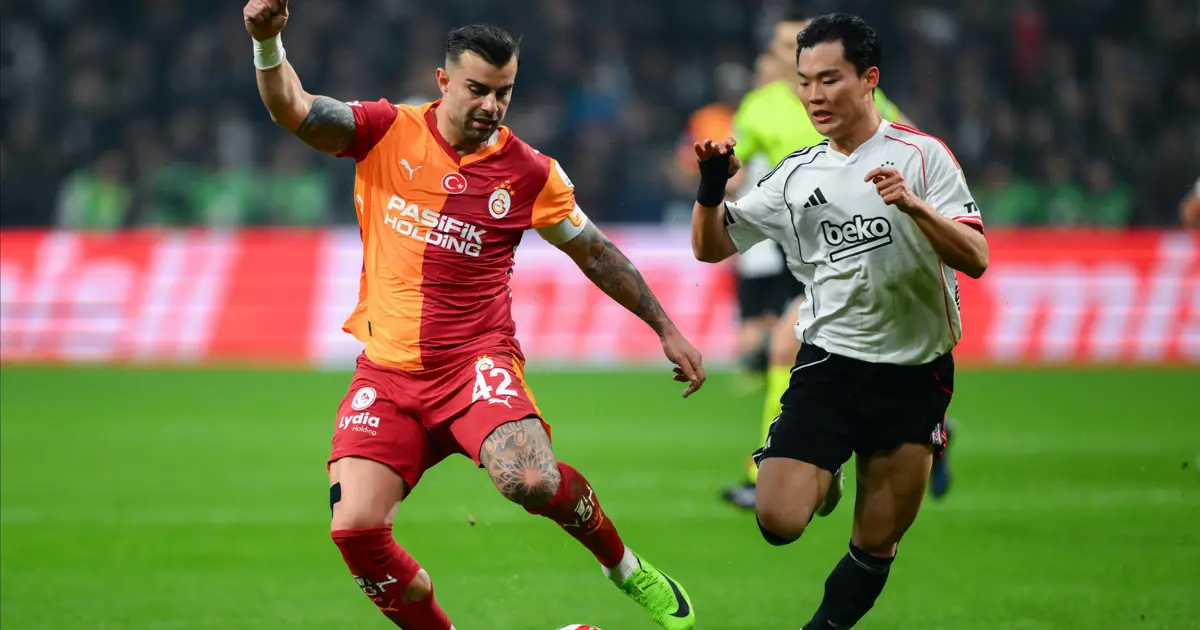 Galatasaray'da Abdülkerim Bardakcı, Başakşehir maçında cezalı duruma düştü