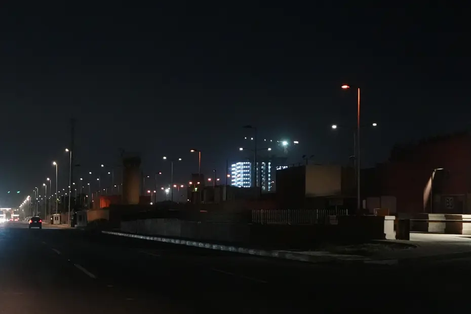 Irak'ın başkenti Bağdat'ta art arda patlama sesleri duyuldu