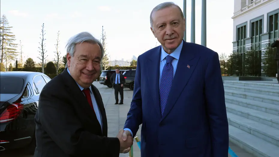 Cumhurbaşkanı Erdoğan'dan Antonio Guterres'e barış ödülü. 