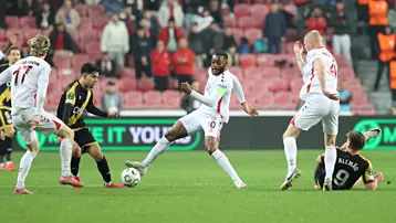 Samsunspor turu zor soktu, evinde Rayo Vallecano'ya mağlup oldu