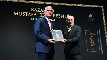 Ayasofya'nın Hattatı: Kazasker Mustafa İzzet Efendi'ye vefa