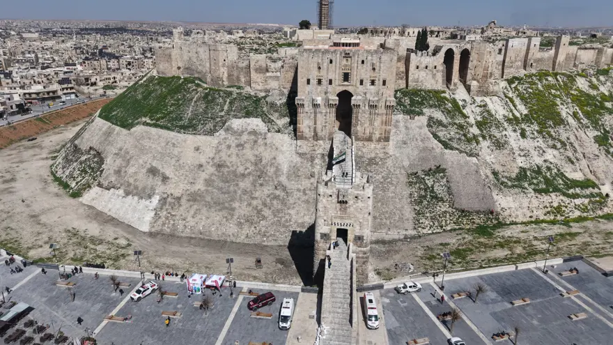 Dünyanın en eskileri arasında mekan alıyor. Savaş ve depremde zarar görmüştü, yeniden ayağa kalktı 