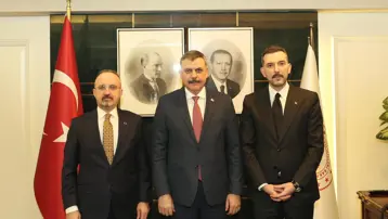 İçişleri Bakanı Çiftçi, Sivil Toplumla İlişkiler Genel Müdürlüğünün çalışmaları hakkında bilgi aldı