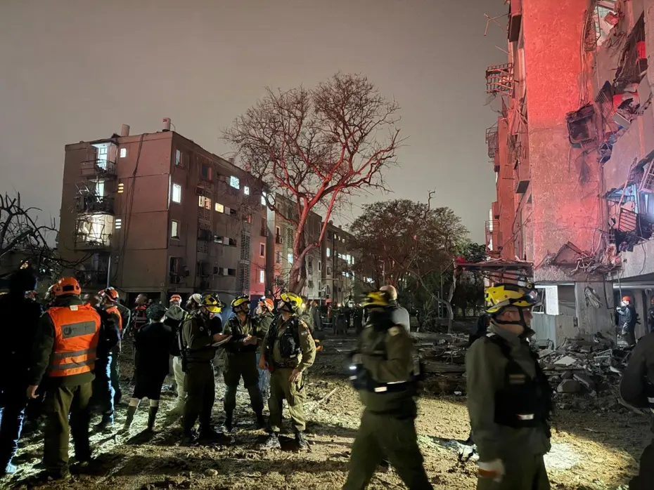 İran'ın vurduğu Dimona ve Arad'da yıkım büyük. NTV ekibi İsrail'den aktardı