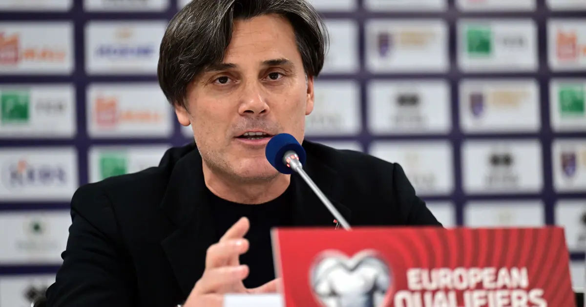 Montella: Dünya Kupası'na 24 yıldır gidemediysek sorumlusu onlar değil