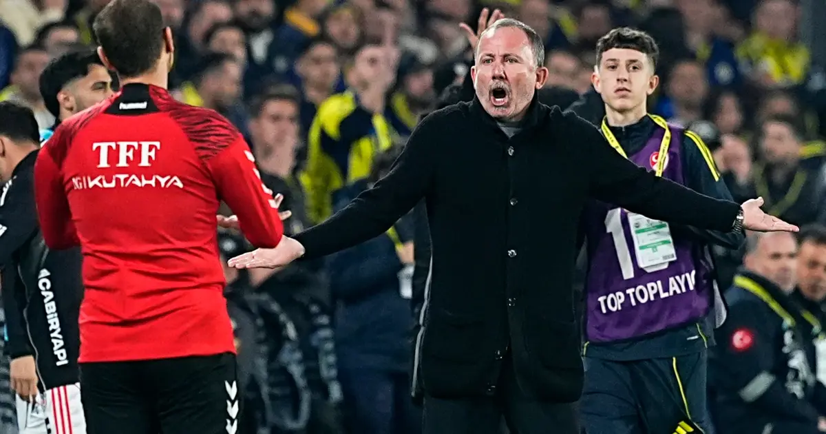 Sergen Yalçın ateş püskürdü. "Bunun adı emek çalma"