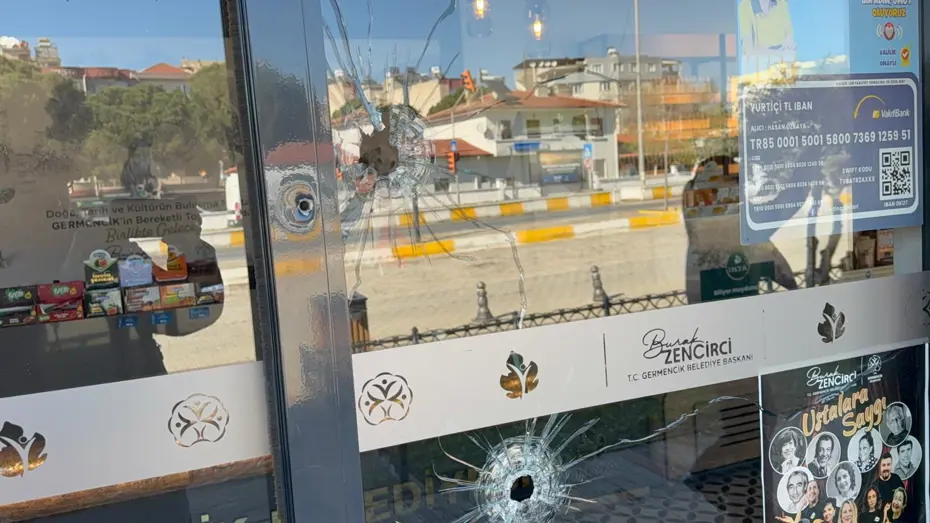 Eski başkandan belediyenin iş yerine silahlı saldırı