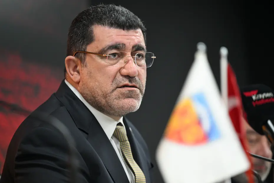 Süper Lig ekibinin başkanından eleştirilere yanıt. 