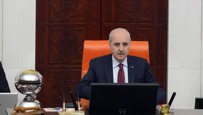 Meclis'te 23 Nisan özel oturumu. Kurtulmuş'tan anayasa mesajı