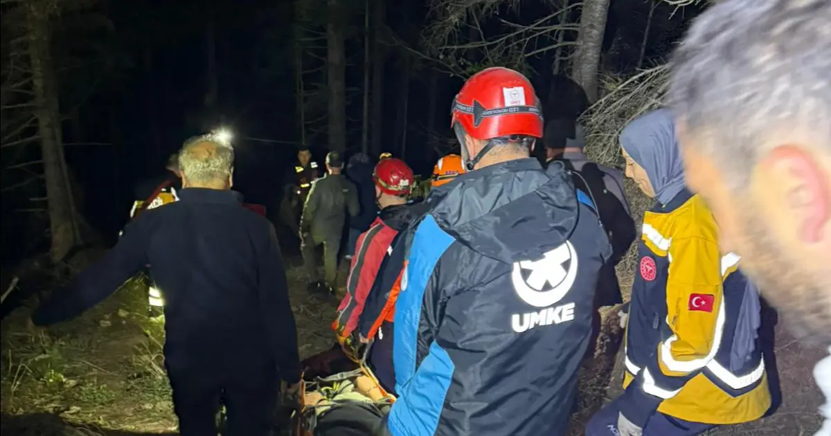 30 metrelik uçurumdan yaralı kurtarma operasyonu