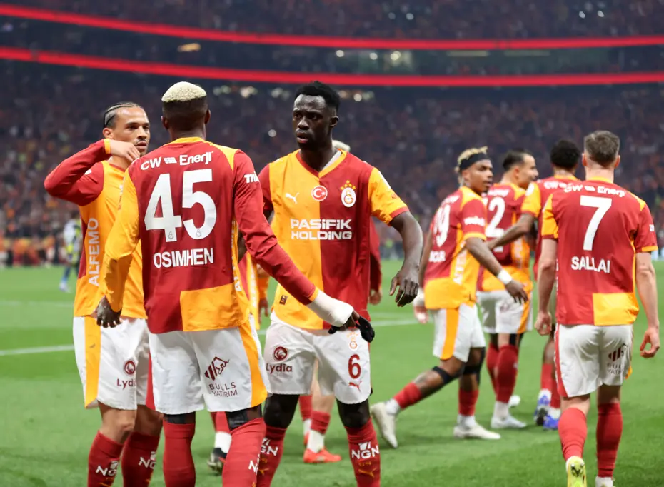 Galatasaray, derbide Fenerbahçe'yi mağlup etti