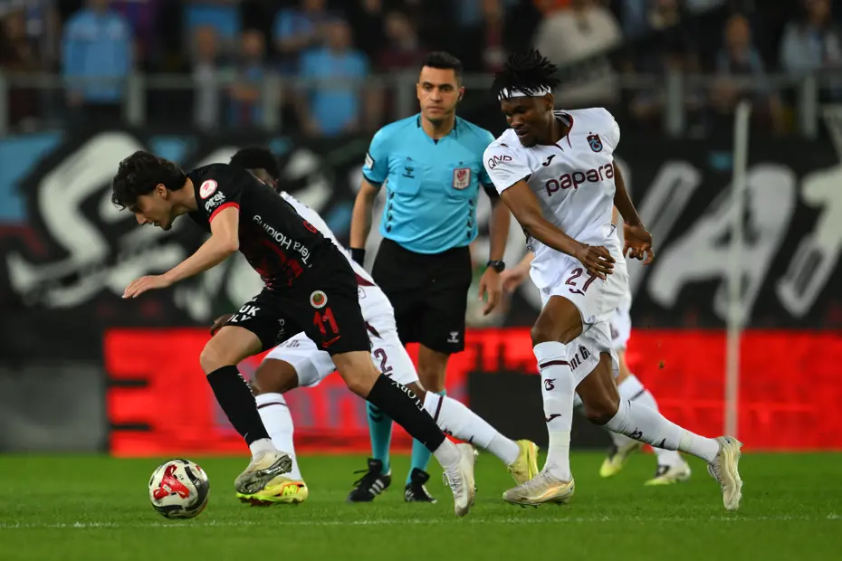 Türkiye Kupası'nda finalin adı belli oldu. Trabzonspor, Gençlerbirliği'ni 90+2'de eledi