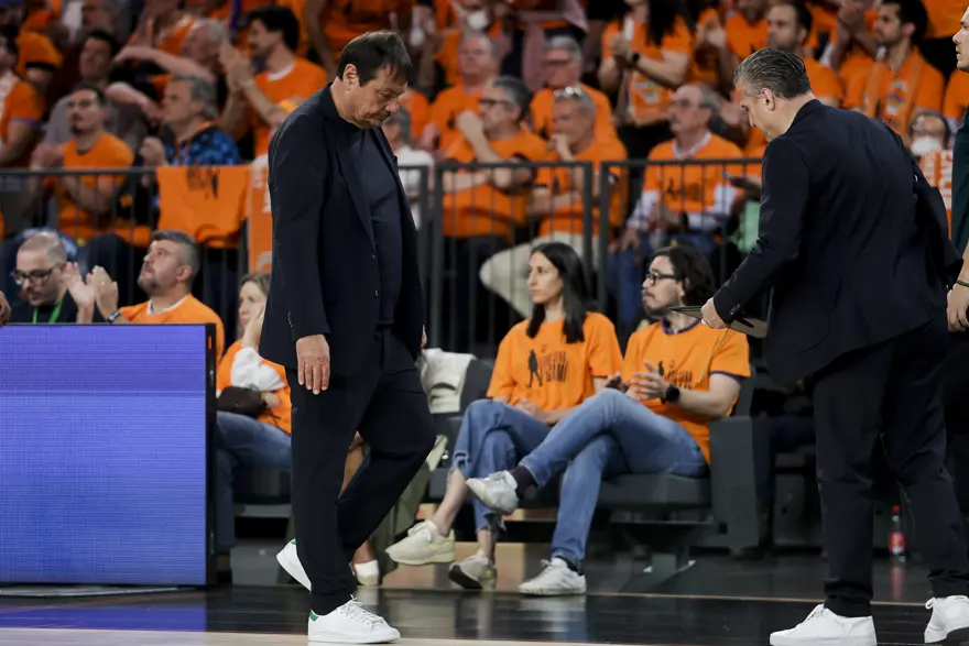 Ergin Ataman, İsrailli başkana ateş püskürdü. "Çok saygısızsın, çeneni kapa" 3