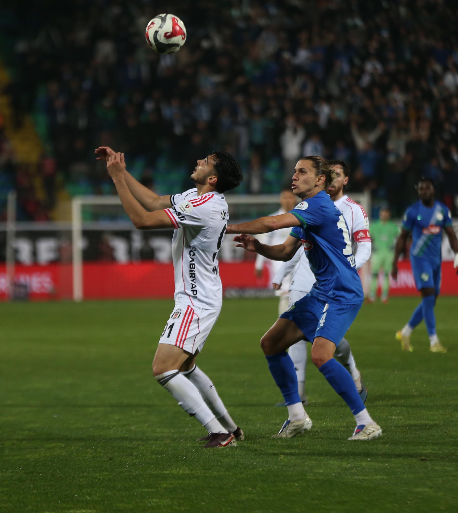 Beşiktaşlı futbolcunun ehliyetine el konuldu
