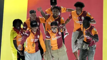Galatasaray'da üç yıldıza veda. Kasımpaşa maçında son kez sahaya çıktı