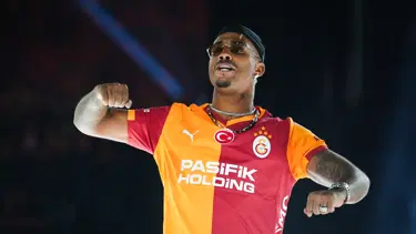 Galatasaray 2 yıllık imzayı resmen duyurdu. “Bu büyük kulübün zaferlere ihtiyacı var”
