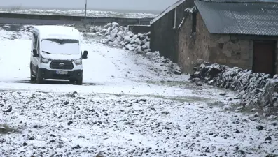 Mayıs ortasında lapa lapa kar yağdı