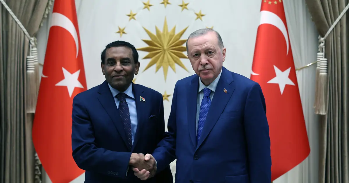 Cumhurbaşkanı Erdoğan, Sudan Başbakanı İdris'i kabul etti