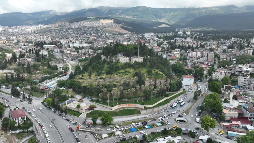 Depremde zarar gören kale restore ediliyor 1