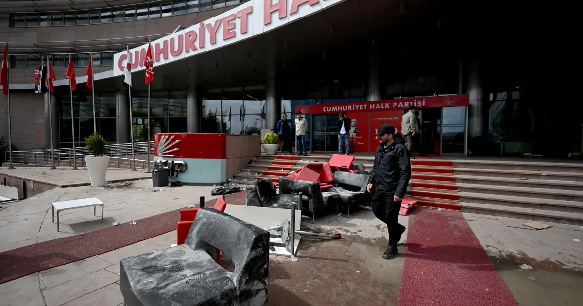 CHP'de tahliye krizi. Genel merkez savaş alanına döndü, başsavcılık soruşturma başlattı