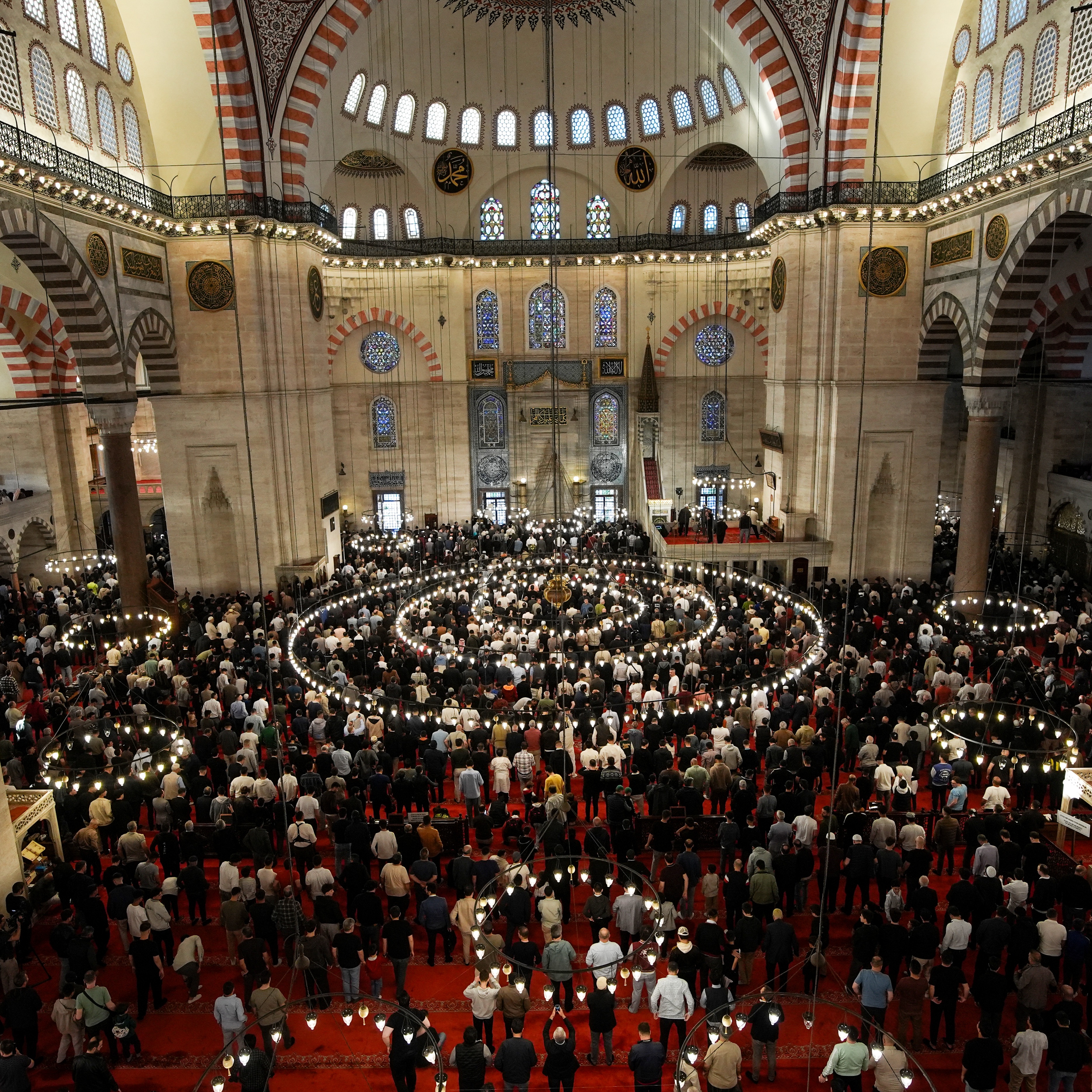 İstanbul'da bayram namazı kılındı