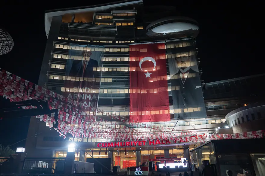 HAZIRLIKLAR DÜN AKŞAM BAŞLAMIŞTI 7 HAZIRLIKLAR DÜN AKŞAM BAŞLAMIŞTI 7