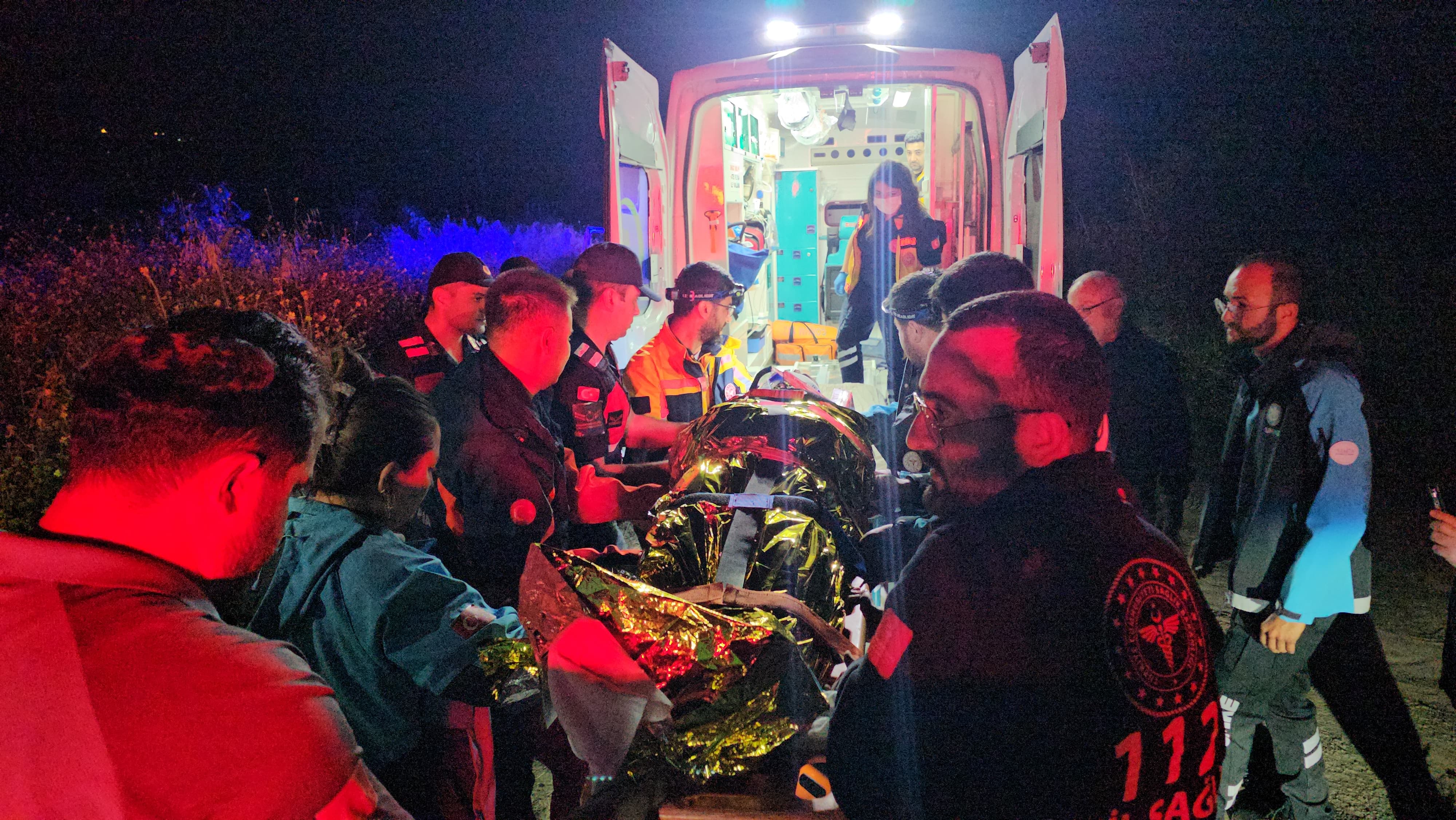 Paraşütü dolandı, dere yatağına düştü. 5 saatte kurtarıldı