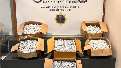 225 bin uyuşturucu hap ele geçirildi