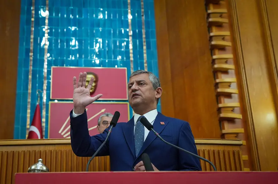 CHP'de grup toplantısı belirsizliği çözüldü