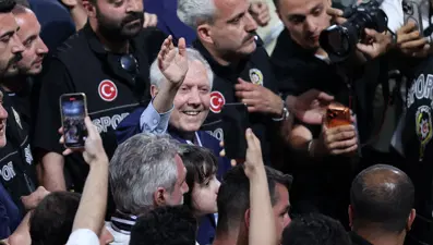 Aziz Yıldırım'ın ilk transferi belli oldu. Fenerbahçe'ye geri dönüyor