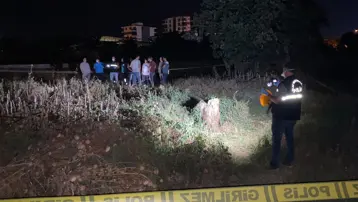 Aydın'da boş arazide erkek cesedi bulundu