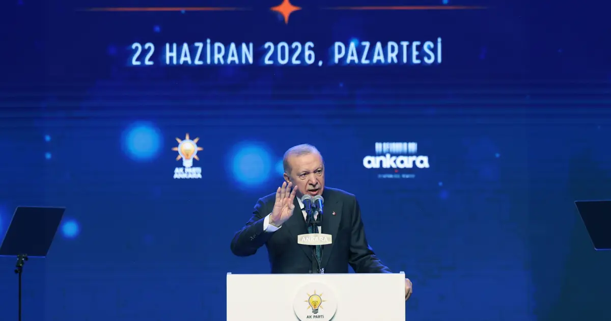 Cumhurbaşkanı Erdoğan: Rakiplerimiz koltuk kavgası veriyor, biz Türkiye'yi geleceğe hazırlıyoruz