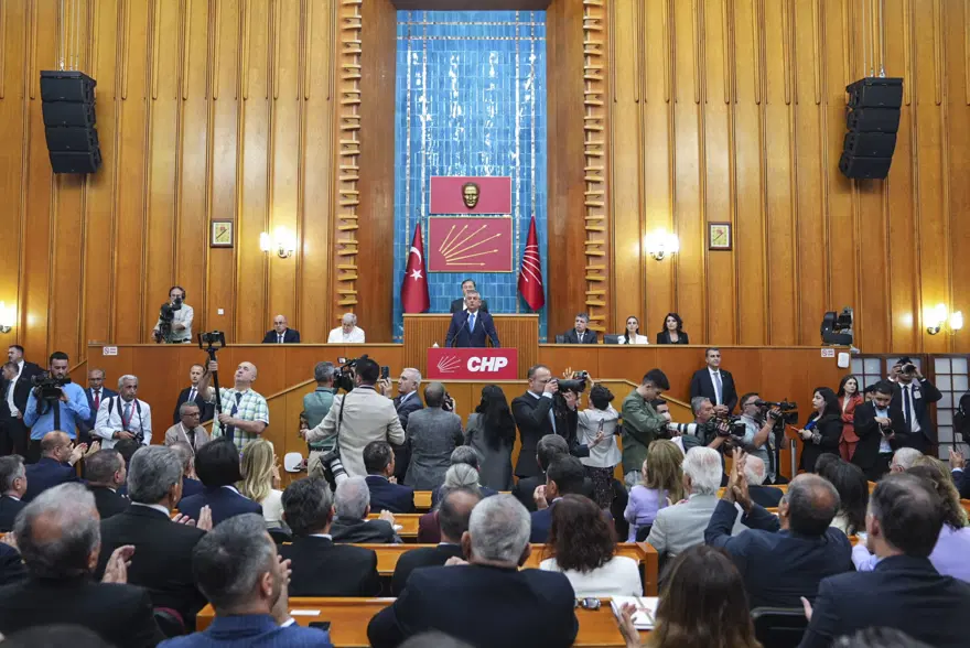 ABP Genel Başkanı'nın iddiası: "CHP'den 86 vekil bize katılacak" 