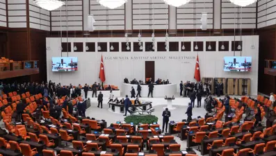 Meclis'te sandalye dağılımı değişti