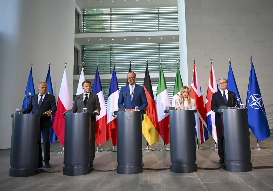 Macron ve Merz, Ankara'daki NATO Zirvesi hakkında konuştu