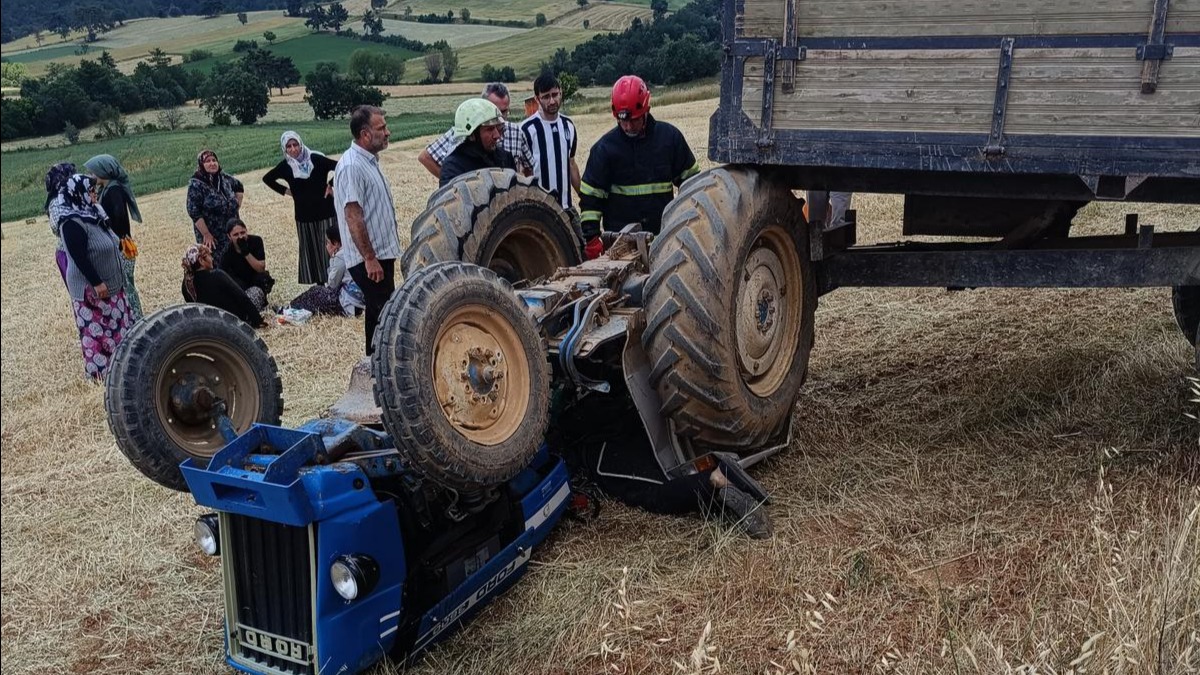 Kastamonu'da traktör devrildi. 1 kişi öldü, 2 kişi yaralandı