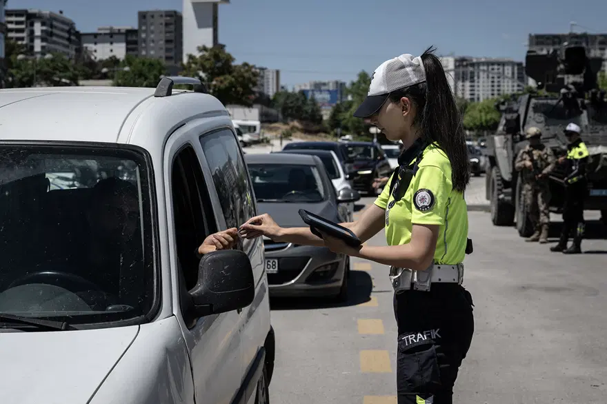 ÇANKAYA'DA KAPALI YOLLAR LİSTESİ

 6