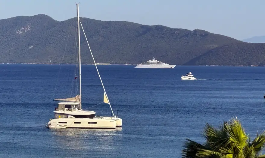 Mega yat "Golden Odyssey" Bodrum açıklarına demirledi 2 Mega yat "Golden Odyssey" Bodrum açıklarına demirledi 2