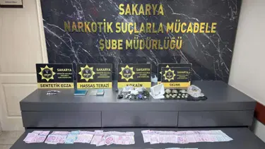 Sakarya'da zehir tacirlerine darbe