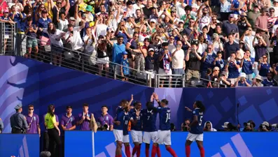 Fransa, İsveç'i 3 golle geçti. Mbappe tarihe geçti