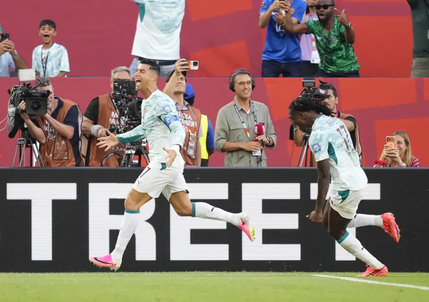 Portekiz, Hırvatistan'ı eleyerek üst tura çıktı. Ronaldo bir kere daha tarihe geçti 
