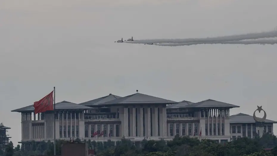 Dünya liderleri Ankara'da. NATO Türkiye'ye taşındı