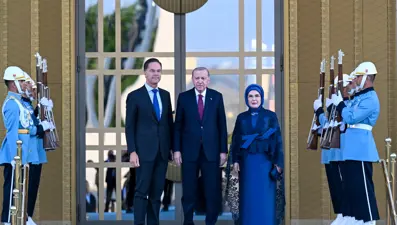 Erdoğan çifti liderleri böyle karşıladı