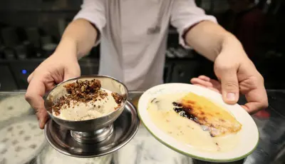Bursa'nın tescilli lezzeti ezber bozdu. 2 aylık uğraş sonrası sıcak tatlının yeni hali 