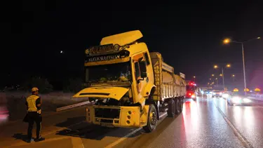 Kamyonun freni patladı, polis alarma geçti
