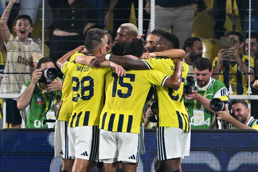 FENERBAHÇE'NİN RAKİBİ 3 FENERBAHÇE'NİN RAKİBİ 3