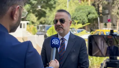 Türkiye ile Suriye arasında kültür merkezlerine ilişkin anlaşma imzalandıTürkiye ile Suriye arasında, iki ülkede kültür merkezlerinin kurulmasını, işleyişini ve faaliyetlerini düzenleyen anlaşma imzalandı.