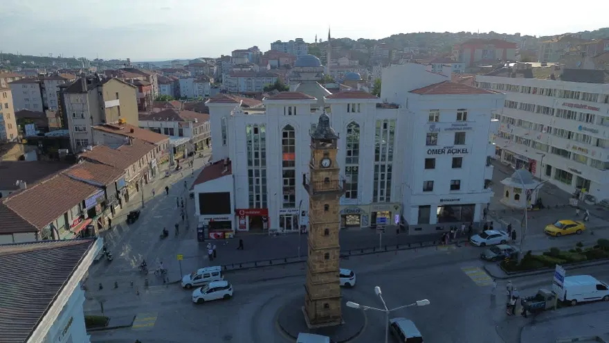 "BU SAAT BİR MEKANİZMADAN İBARET DEĞİL" 2 "BU SAAT BİR MEKANİZMADAN İBARET DEĞİL" 2